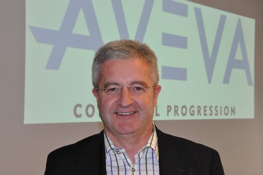 Helmut Schuller, bei Aveva Executive Vice President EMEA freut sich darüber, dass die beiden Pipe-Projektleiter die Ergebnisse des Projektes auf World Summit in Boston, USA, Ende Oktober präsentieren werden. Helmut Schuller, bei Aveva Executive Vice President EMEA freut sich darüber, dass die beiden Pipe-Projektleiter die Ergebnisse des Projektes auf World Summit in Boston, USA, Ende Oktober präsentieren werden.