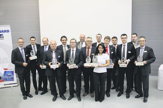 Innovation zahlt sich aus: Das gilt insbesondere für jene Unternehmen, die gestern Abend aus den Händen von MM-Chefredakteur Frank Jablonski die EMO Awards 2013 in Empfang nehmen konnten. Innovation zahlt sich aus: Das gilt insbesondere für jene Unternehmen, die gestern Abend aus den Händen von MM-Chefredakteur Frank Jablonski die EMO Awards 2013 in Empfang nehmen konnten.