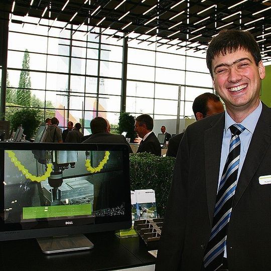 „Konventionelles Fräsen dauert viel länger als Wirbelfräsen mit AFC und ACC“, erklärt Hubert Brückner.