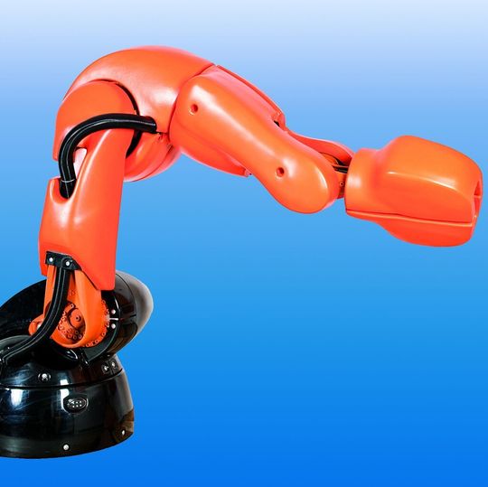 Ein robustes zweistufiges Sicherheitssystem ermöglicht die direkte Kooperation zwischen Mensch und Roboter. Ein robustes zweistufiges Sicherheitssystem ermöglicht die direkte Kooperation zwischen Mensch und Roboter.