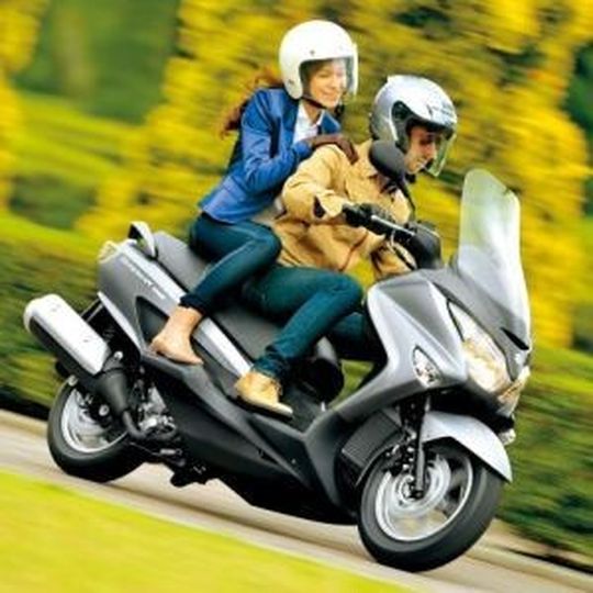 Die Suzuki Burgman Scooter in neuem Design. Die Suzuki Burgman Scooter in neuem Design.
