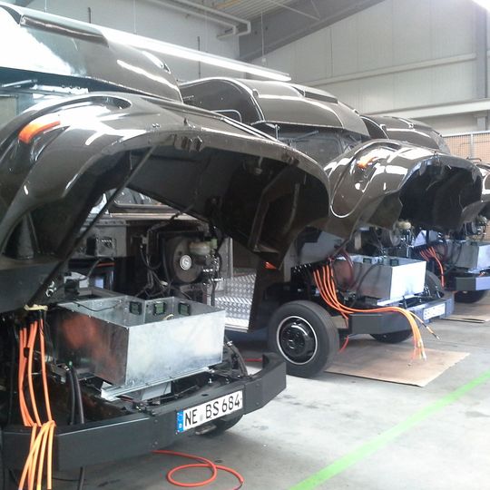 Viele Neuaufträge lassen Spezialist EFA-S die Produktionskapazität für die Entwicklung und die Umrüstung auf Elektro-Lkw erhöhen. Viele Neuaufträge lassen Spezialist EFA-S die Produktionskapazität für die Entwicklung und die Umrüstung auf Elektro-Lkw erhöhen.