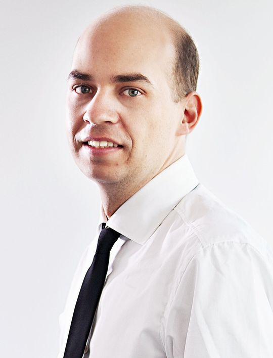 Sebastian Callies ist unter anderem als Dozent für Content-Marketing an der Universität Mannheim tätig. Sebastian Callies ist unter anderem als Dozent für Content-Marketing an der Universität Mannheim tätig.