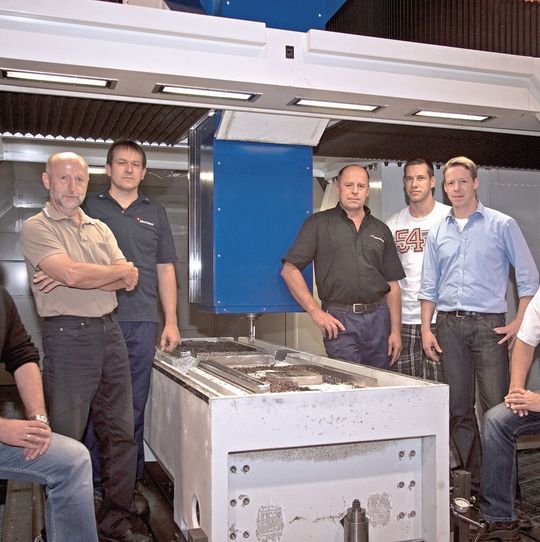 Das Team der Mikromat-Technologieentwicklung stellt sein Know-how den Kunden bei der Produktentwicklung zur Verfügung. Das Team der Mikromat-Technologieentwicklung stellt sein Know-how den Kunden bei der Produktentwicklung zur Verfügung.