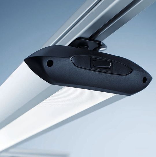 Waldmann zeigt auf der Motek 2013 für verschiedenste Anforderungen bei Industriearbeitsplätzen eine individuelle Systemlösung. Waldmann zeigt auf der Motek 2013 für verschiedenste Anforderungen bei Industriearbeitsplätzen eine individuelle Systemlösung.