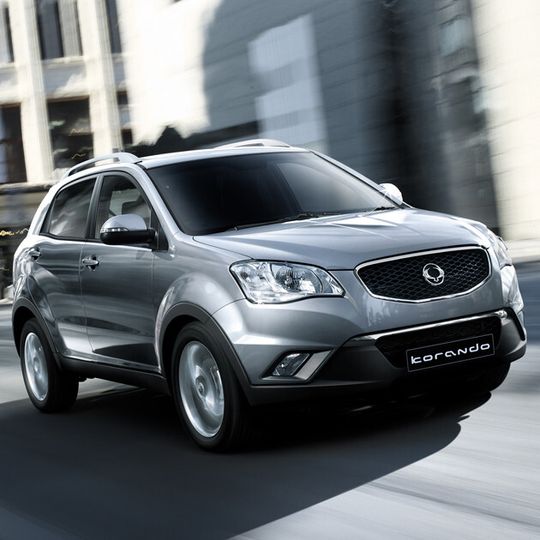 Ssangyong hat dem Korando ein neues Aussehen verpasst. Ssangyong hat dem Korando ein neues Aussehen verpasst.