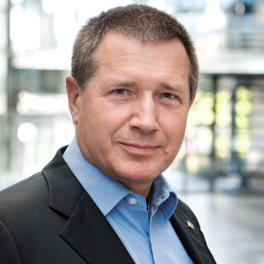 Ulrich Eckenberger: Leiter Global Sales Operations und Vertriebsleiter für den süddeutschen Raum bei Rohde & Schwarz