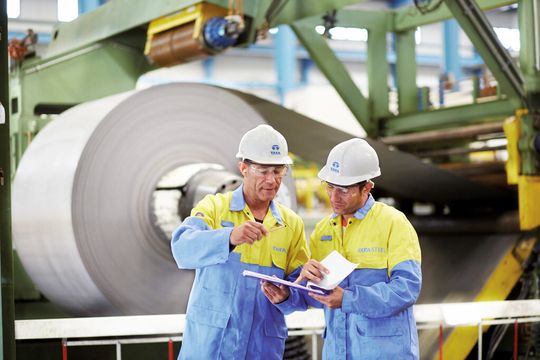 Tata Steel will in verschiedenen Marktsektoren enger mit seinen Kunden zusammenarbeiten. Tata Steel will in verschiedenen Marktsektoren enger mit seinen Kunden zusammenarbeiten.