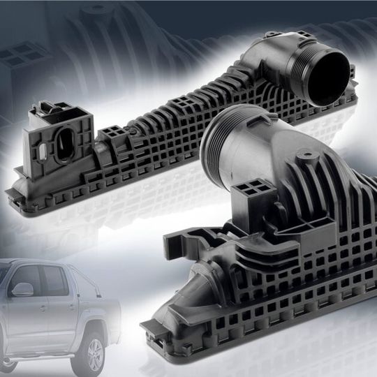 Mit den hitzestabilisierten Triple-Six Polyamiden Grilon TSG-W und Grilon TSG-W2 führt EMS- Grivory zwei Werkstoffe für den Temperaturbereich von 210 bis 230°C und Luftdrücke bis 3,3 bar. Im Bild: Der Ladeluftkühler des VW Amarok aus Grilon TSG-W2. Mit den hitzestabilisierten Triple-Six Polyamiden Grilon TSG-W und Grilon TSG-W2 führt EMS- Grivory zwei Werkstoffe für den Temperaturbereich von 210 bis 230°C und Luftdrücke bis 3,3 bar. Im Bild: Der Ladeluftkühler des VW Amarok aus Grilon TSG-W2.