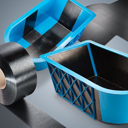 Zur K2013 zeigt BASF eine Tape-Variante des Produkt- und Servicepakets Ultracom im Bauteil. Zur K2013 zeigt BASF eine Tape-Variante des Produkt- und Servicepakets Ultracom im Bauteil.