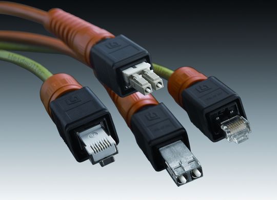 IE-Line-Steckverbinder mit Steadytec–Technologie: Gehäuse der Variante 4 sind kompakt und modular konzipiert. Sie lassen sich mit RJ45- oder LWL-Einsätzne bestücken. IE-Line-Steckverbinder mit Steadytec–Technologie: Gehäuse der Variante 4 sind kompakt und modular konzipiert. Sie lassen sich mit RJ45- oder LWL-Einsätzne bestücken.