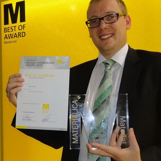 Dr. Lars Schnetter, Produktmanager Perlucor, freut sich über den Best of Materialica Design+Technology Award.