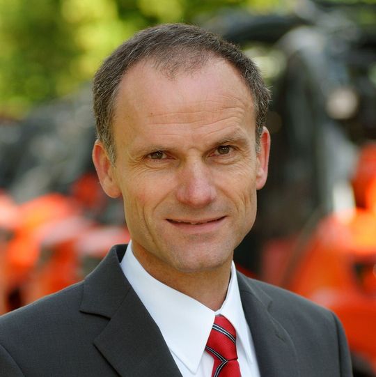 Harald Will rückt in die Geschäftsführung von Linde Material Handling auf und verantwortet das neue Ressort Forschung und Entwicklung. Harald Will rückt in die Geschäftsführung von Linde Material Handling auf und verantwortet das neue Ressort Forschung und Entwicklung.