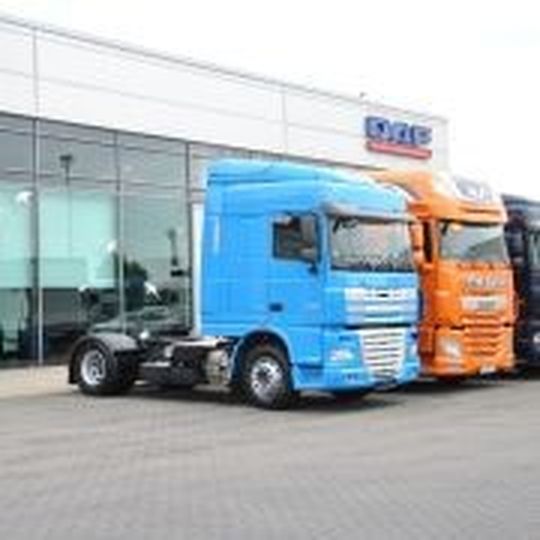 Früher Einöde, heute das Service-Mekka für alle Brummi-Fahrer: der DAF-Betrieb Berlin/Großbeeren. Früher Einöde, heute das Service-Mekka für alle Brummi-Fahrer: der DAF-Betrieb Berlin/Großbeeren.