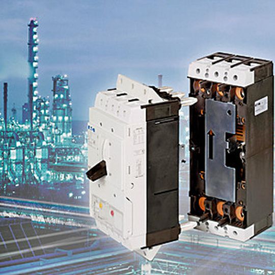 Die Stecktechnik des NZM3 Leistungsschalters erlaube einen schnellen Austausch des Leistungsschalters und somit für eine hohe Anlagenverfügbarkeit. Die Stecktechnik des NZM3 Leistungsschalters erlaube einen schnellen Austausch des Leistungsschalters und somit für eine hohe Anlagenverfügbarkeit.