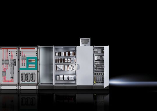 Engineering System: Wenn eine Niederspannungsschaltanlage in Betrieb geht, lief zuvor ein Engineering-Prozess mit vielen Schritten ab. Engineering System: Wenn eine Niederspannungsschaltanlage in Betrieb geht, lief zuvor ein Engineering-Prozess mit vielen Schritten ab.