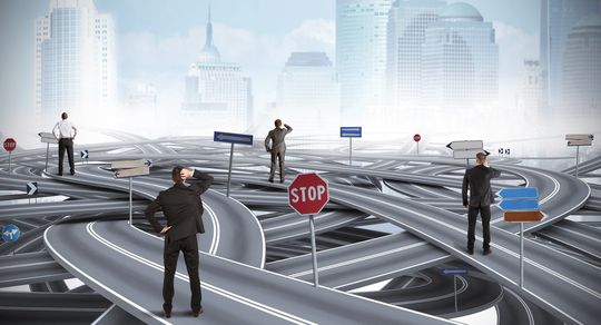 Viele Wege führen zu zufriedenen Kunden. Doch wer betreut was? Welche Aufgabenverteilung ist sinnvoll? Vor diesen Fragen stehen viele CRM-Verantwortliche. Viele Wege führen zu zufriedenen Kunden. Doch wer betreut was? Welche Aufgabenverteilung ist sinnvoll? Vor diesen Fragen stehen viele CRM-Verantwortliche.