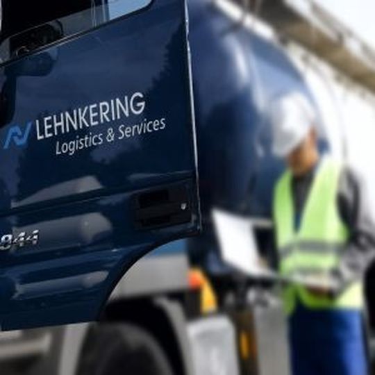 Lehnkering übernimmt künftig Lager-, Umschlags- und Kommissionierdienstleistungen für den Fahrzeugteile-Großhändler Wessels + Müller AG Lehnkering übernimmt künftig Lager-, Umschlags- und Kommissionierdienstleistungen für den Fahrzeugteile-Großhändler Wessels + Müller AG