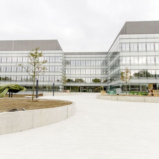Das Innovation Center soll als Drehscheibe die F&E-Zentren von Clariant in ganz Europa, Nordamerika, Brasilien, Japan, Indien und China koordinieren. Das Innovation Center soll als Drehscheibe die F&E-Zentren von Clariant in ganz Europa, Nordamerika, Brasilien, Japan, Indien und China koordinieren.