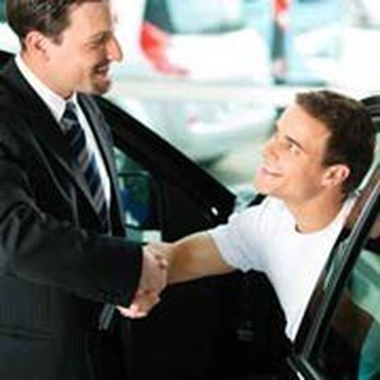 Privatkunden wollen für eine Probefahrt nicht zahlen. Privatkunden wollen für eine Probefahrt nicht zahlen.