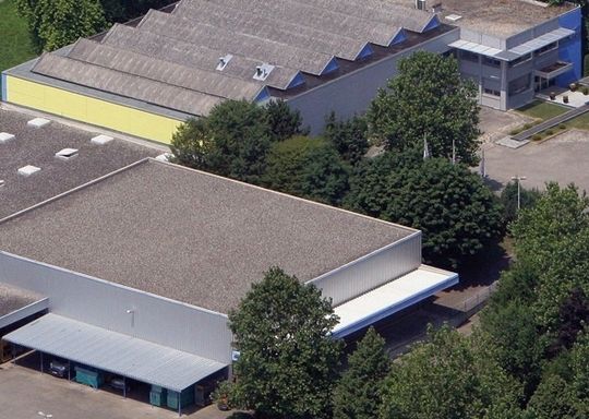 Der Präzisionswerkzeughersteller Heimatec in Renchen ist seit der Unternehmensgründung auf Wachstumskurs. Ausdruck dafür ist die neue Produktionsstätte, die im vergangenen Jahr bezogen wurde. Der Präzisionswerkzeughersteller Heimatec in Renchen ist seit der Unternehmensgründung auf Wachstumskurs. Ausdruck dafür ist die neue Produktionsstätte, die im vergangenen Jahr bezogen wurde.