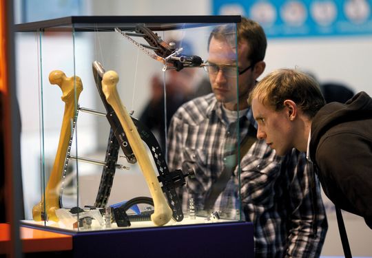 Die Compamed zeigt ein umfassendes Spektrum an Teilprodukten, Ausrüstungen und Technologien für medizinische Geräte. Die Compamed zeigt ein umfassendes Spektrum an Teilprodukten, Ausrüstungen und Technologien für medizinische Geräte.