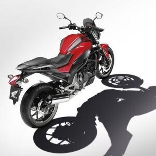 Einer der Hingucker auf der Eicma 2013: Hondas neue NC 750-Serie. Einer der Hingucker auf der Eicma 2013: Hondas neue NC 750-Serie.