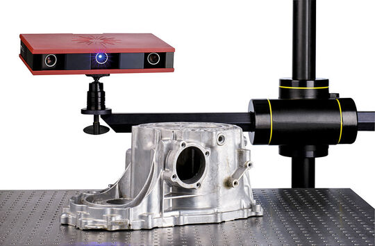 Device for 3D measurement of small, medium