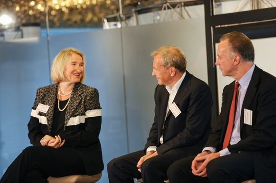 Heidi Stopper (Personalvorstand bei ProSiebenSat.1 Media), Professor Herbert Henzler (ehemaliger Chairman bei McKinsey Europa) und Karl-Heinz Rummenigge (Vorstandsvorsitzender bei FC Bayern München) Heidi Stopper (Personalvorstand bei ProSiebenSat.1 Media), Professor Herbert Henzler (ehemaliger Chairman bei McKinsey Europa) und Karl-Heinz Rummenigge (Vorstandsvorsitzender bei FC Bayern München)