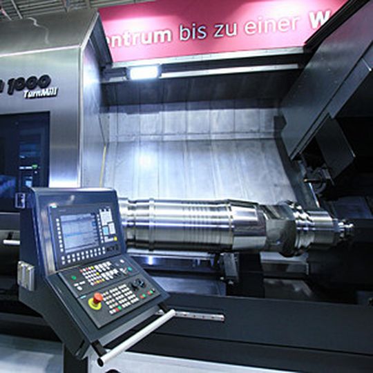 Das neue Regelwerk nach ISO 13.849 stellt hohe Anforderungen an das Werkstückspannen. Das neue Regelwerk nach ISO 13.849 stellt hohe Anforderungen an das Werkstückspannen.