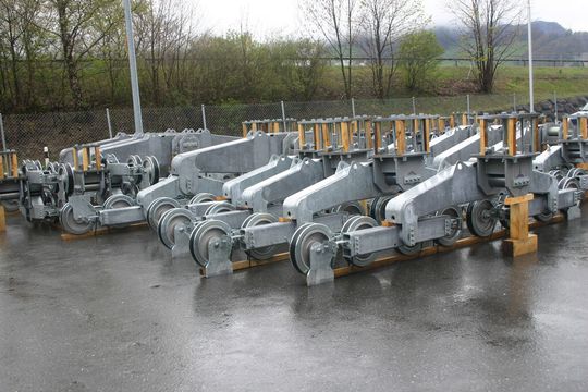 Als international führendes Unternehmen in den Bereichen Seilbahn- und Vergnügungsparkanlagen verfügt Bartholet über hohe Kompetenzen in den Bereichen Maschinen- und Anlagenbau. Als international führendes Unternehmen in den Bereichen Seilbahn- und Vergnügungsparkanlagen verfügt Bartholet über hohe Kompetenzen in den Bereichen Maschinen- und Anlagenbau.