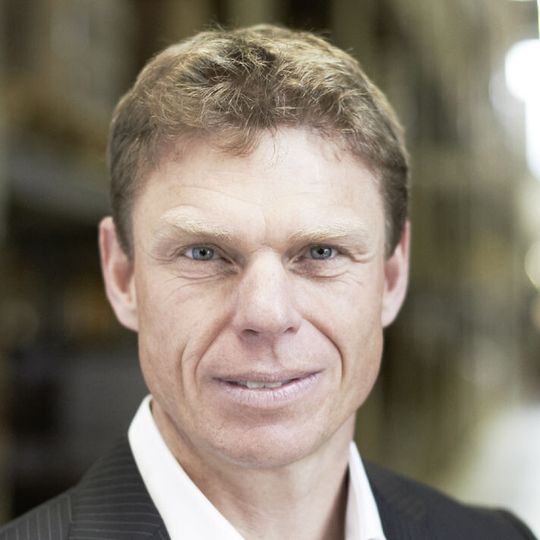 Ulf Heber steigt bei Ratioform vom Prokuristen zum Geschäftsführer auf. Ulf Heber steigt bei Ratioform vom Prokuristen zum Geschäftsführer auf.