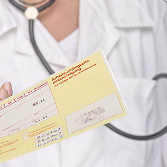 Wirklich krank oder nur vorgetäuscht? Professionelle Ermittlungen können diskret Klarheit schaffen. Wirklich krank oder nur vorgetäuscht? Professionelle Ermittlungen können diskret Klarheit schaffen.