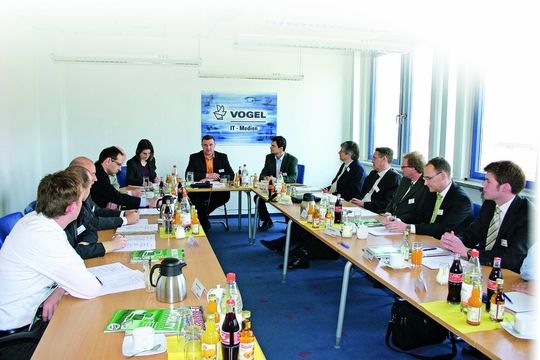 Beim Mobility-Roundtable von IT-BUSINESS tauschten Hersteller, Distributoren und Systemhäuser ihre Meinung aus. Beim Mobility-Roundtable von IT-BUSINESS tauschten Hersteller, Distributoren und Systemhäuser ihre Meinung aus.