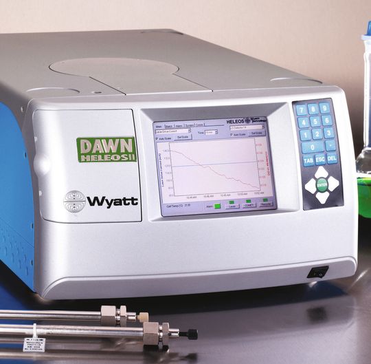 Abb. 1: Der Detektor Wyatt Dawn Heleos kam bei der Studie zum Einsatz. Abb. 1: Der Detektor Wyatt Dawn Heleos kam bei der Studie zum Einsatz.