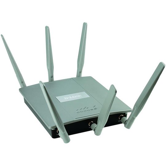 Der WLAN-Access-Point DAP-2695 steckt laut D-Link in einem robusten, schwer entflammbaren Metallgehäuse. Der WLAN-Access-Point DAP-2695 steckt laut D-Link in einem robusten, schwer entflammbaren Metallgehäuse.