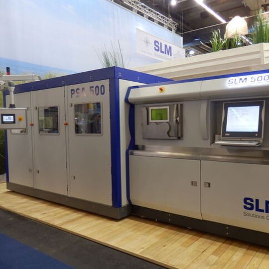 Laserstrahlschmelzanlage SLM 500 mit Materialrückgewinnung-System PSA 500