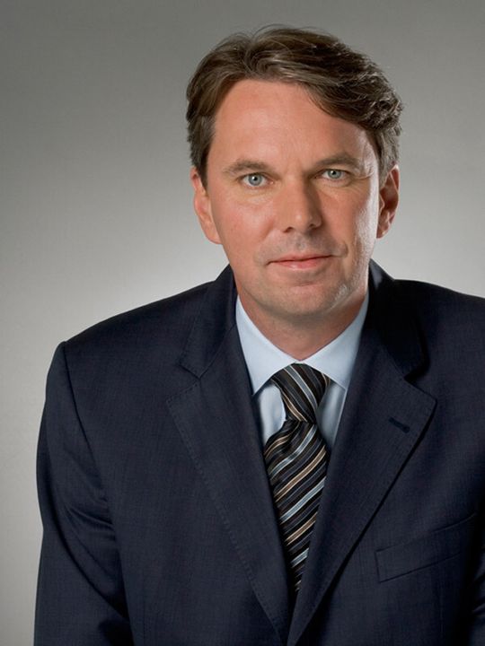 Rainer Führes übernimmt von Jeppe Frandsen die Geschäftsführung bei Canon Deutschland.