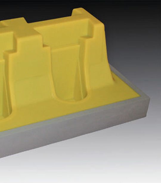 Für Gießereimodelle kommt die Polyurethan-Gießmasse GM 986-1 zum Einsatz.