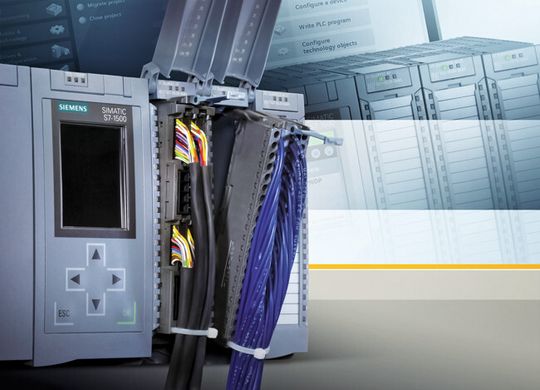 Le Simatic S7-1500 autorise un câblage très propre et clair éliminant tout risque d'erreurs. Le Simatic S7-1500 autorise un câblage très propre et clair éliminant tout risque d'erreurs.