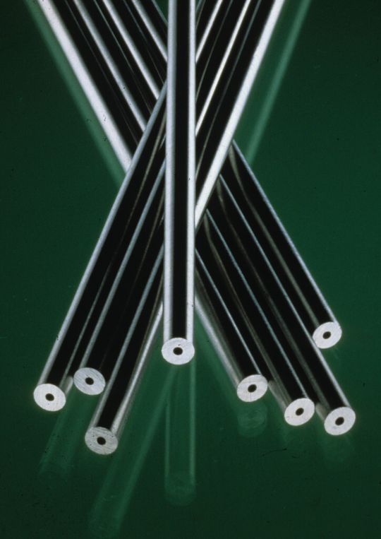 Kanülierte Stangen von Forécreu eignen sich als Rohmaterial für die Herstellung medizintechnischer Instrumente und Implantate. Kanülierte Stangen von Forécreu eignen sich als Rohmaterial für die Herstellung medizintechnischer Instrumente und Implantate.