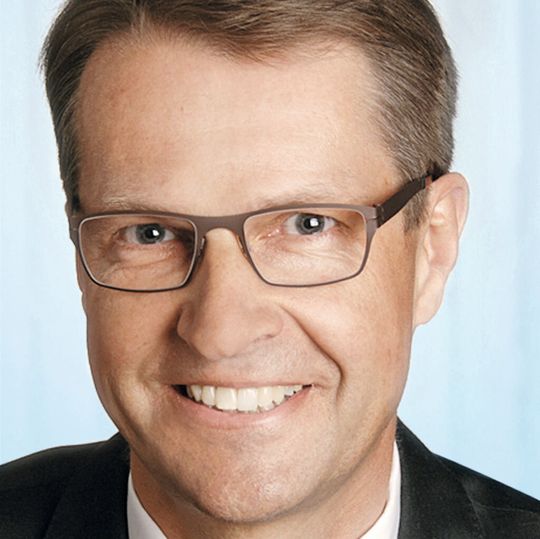 Dipl.-Ing. Christian Wendler übernimmt den Vorstandsvorsitz der Lenze SE ... Dipl.-Ing. Christian Wendler übernimmt den Vorstandsvorsitz der Lenze SE ...