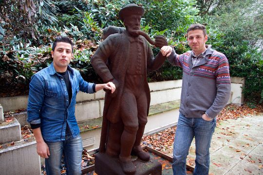 Aus dem Kriegsgebiet zum Studium: Sipan Salou Kasem (links) und Khezer Khalef Khezer (rechts)