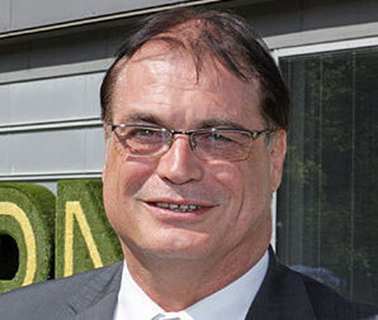 Lothar Horn: „Für 2014 erwarten wir die Auflösung der Investitionszurückhaltung in wichtigen Kundenbranchen und ein Produktionsplus von 4 %." Lothar Horn: „Für 2014 erwarten wir die Auflösung der Investitionszurückhaltung in wichtigen Kundenbranchen und ein Produktionsplus von 4 %."