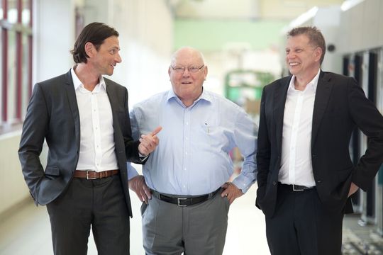 Das Führungstrio der Gerhard Schubert GmbH (v. li.): Gerald Schubert, Gerhard Schubert und Ralf Schubert. Das Führungstrio der Gerhard Schubert GmbH (v. li.): Gerald Schubert, Gerhard Schubert und Ralf Schubert.