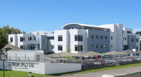 Firmengebäude von ELPROM in Stellenbosch, 20 km von Kapstadt entfernt Firmengebäude von ELPROM in Stellenbosch, 20 km von Kapstadt entfernt
