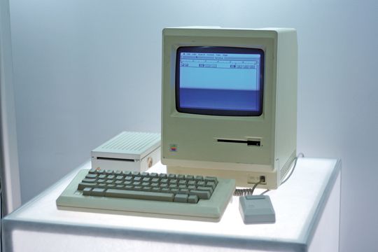 Heute ein Museumsstück: Der Ur-Macintosh 128K von Apple Heute ein Museumsstück: Der Ur-Macintosh 128K von Apple