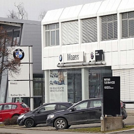 Erneut zahlungsunfähig: Das BMW-Autohaus Maass im mittelfränkischen Schwabach musste zum zweiten Mal nach 2010 Insolvenz anmelden. Erneut zahlungsunfähig: Das BMW-Autohaus Maass im mittelfränkischen Schwabach musste zum zweiten Mal nach 2010 Insolvenz anmelden.