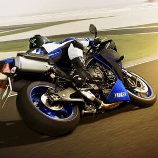 Yamaha ruft wegen Scheinwerferproblemen YZF-R1 (Bild) und XT 1200 Z zurück in die Werkstätten. Yamaha ruft wegen Scheinwerferproblemen YZF-R1 (Bild) und XT 1200 Z zurück in die Werkstätten.