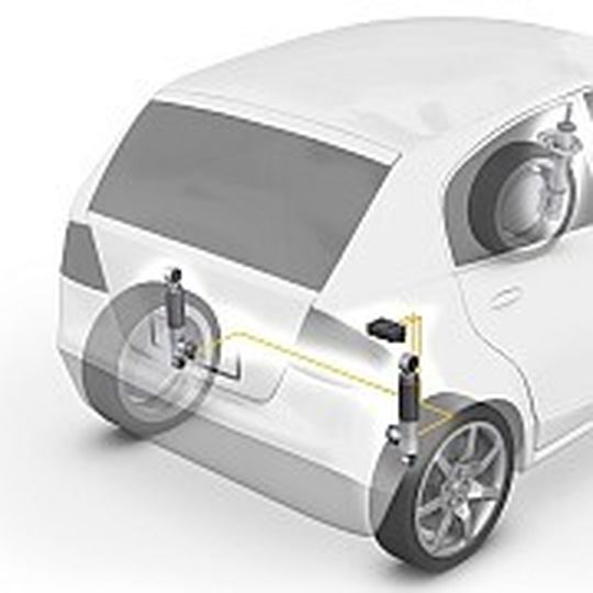 An der Hinterachse haben verstellbare Dämpfer eine spürbare Wirkung. An der Hinterachse haben verstellbare Dämpfer eine spürbare Wirkung.